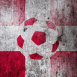 Danemark : Ballon de foot sur mur grunge